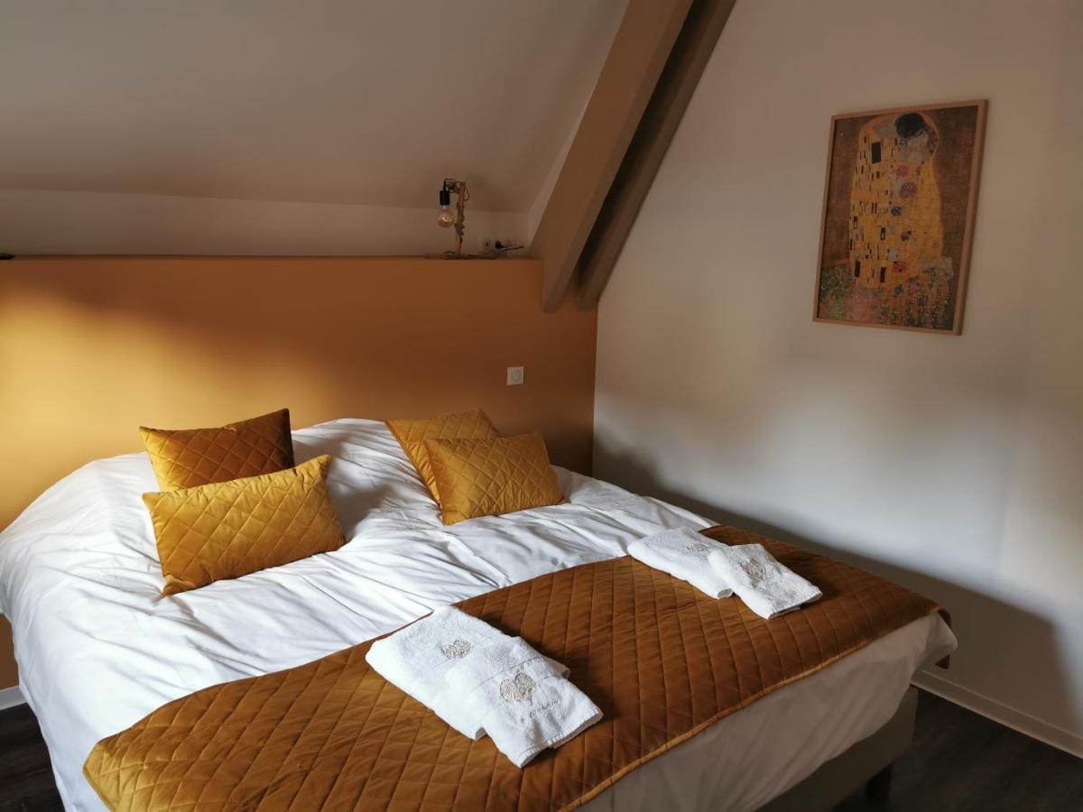 Bi d'Grosseltere Gîtes de charme Kirrwiller Extérieur photo