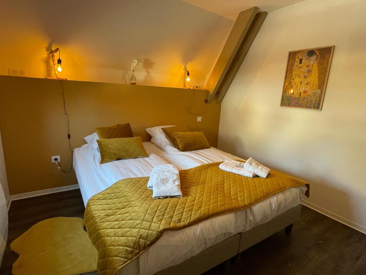 Bi d'Grosseltere Gîtes de charme Kirrwiller Extérieur photo