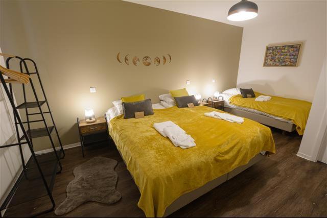 Bi d'Grosseltere Gîtes de charme Kirrwiller Extérieur photo