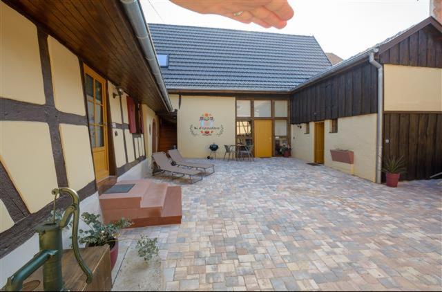 Bi d'Grosseltere Gîtes de charme Kirrwiller Extérieur photo